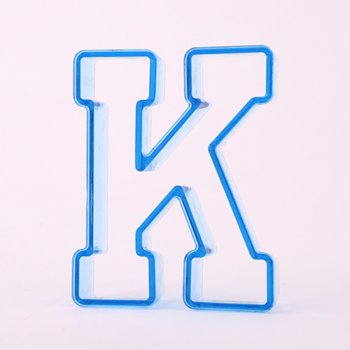 Plast.vykrajovačka veľké písmeno K