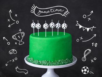sviečky na tortu, futbalové lopty na tortu, chlapčenská torta, torta pre futbalistu