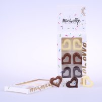 čokoládové srdiečka z mliečnej, bielej a tmavej callebaut čokolády.