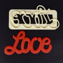 FMM Nápis LOVE