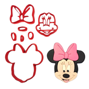 sada plastových vykrajovačiek na minnie